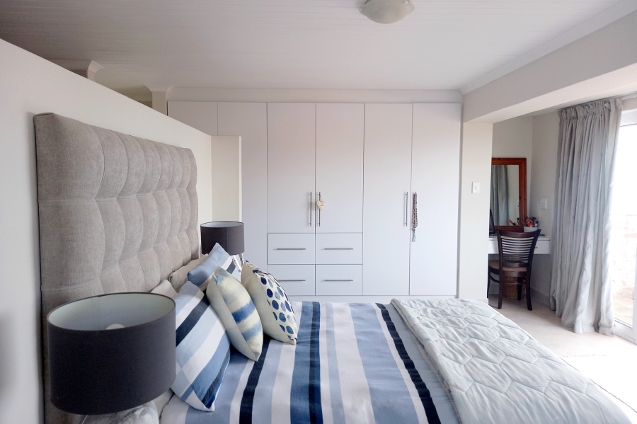 3 Bedroom Property for Sale in Bluewater Bay Western Cape